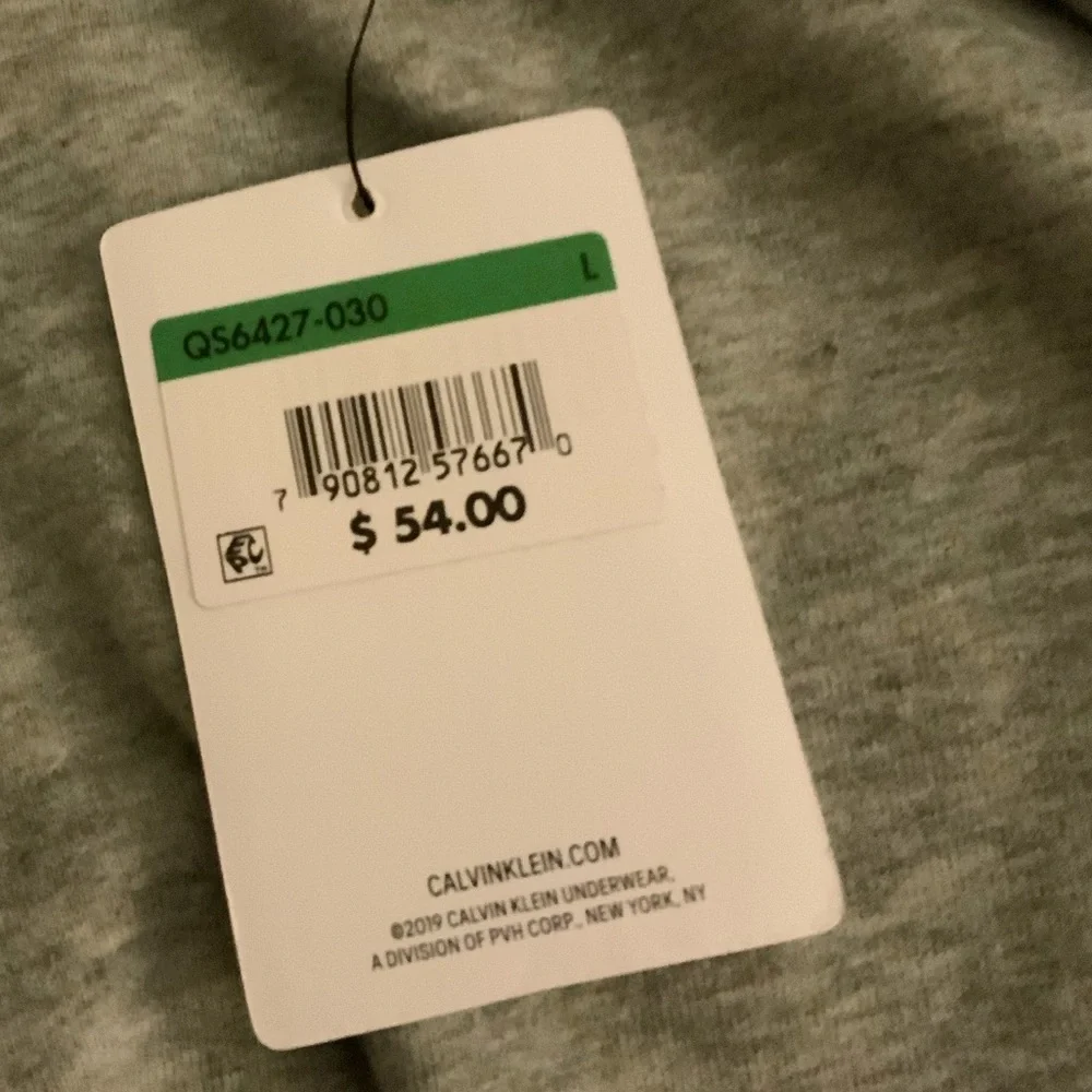 Calvin Klein PJ Set - Picture 11 of 12